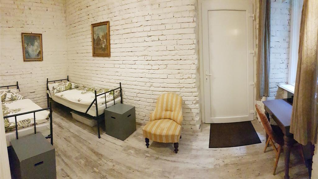 Bpr Wolf Apartment With Terrace Budapesta Exterior foto